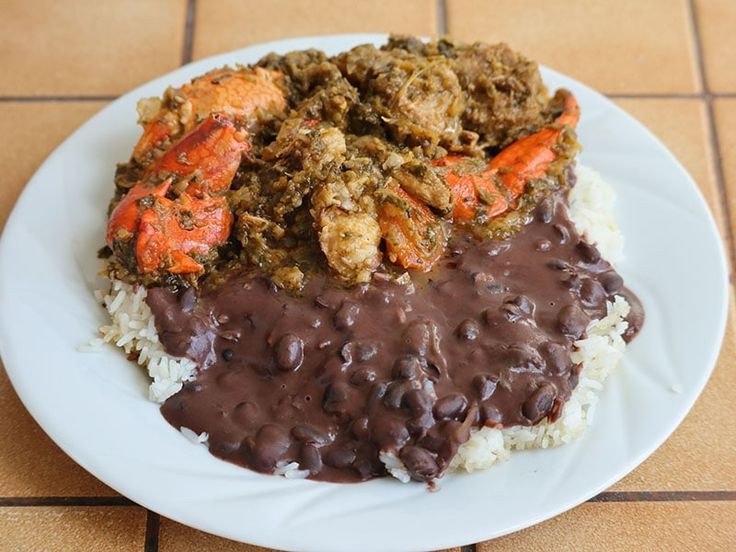 La cuisine haïtienne (Diri kole ak sòspwa, legim)